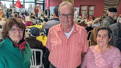 Illustration "Les patrons ne sont pas nos partenaires, ce sont nos ennemis" : Lutte ouvrière lors de sa fête annuelle à Bourges