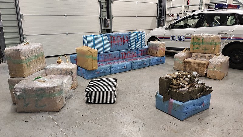 Illustration - le gouvernement nous enfume