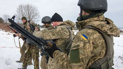 Illustration une "aide" contre les Ukrainiens