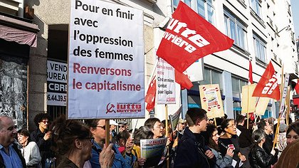 Illustration le gouvernement se satisfait de peu